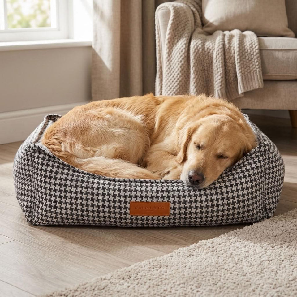 Kentmere Houndstooth Bolster Dog Bed - Pawlunova