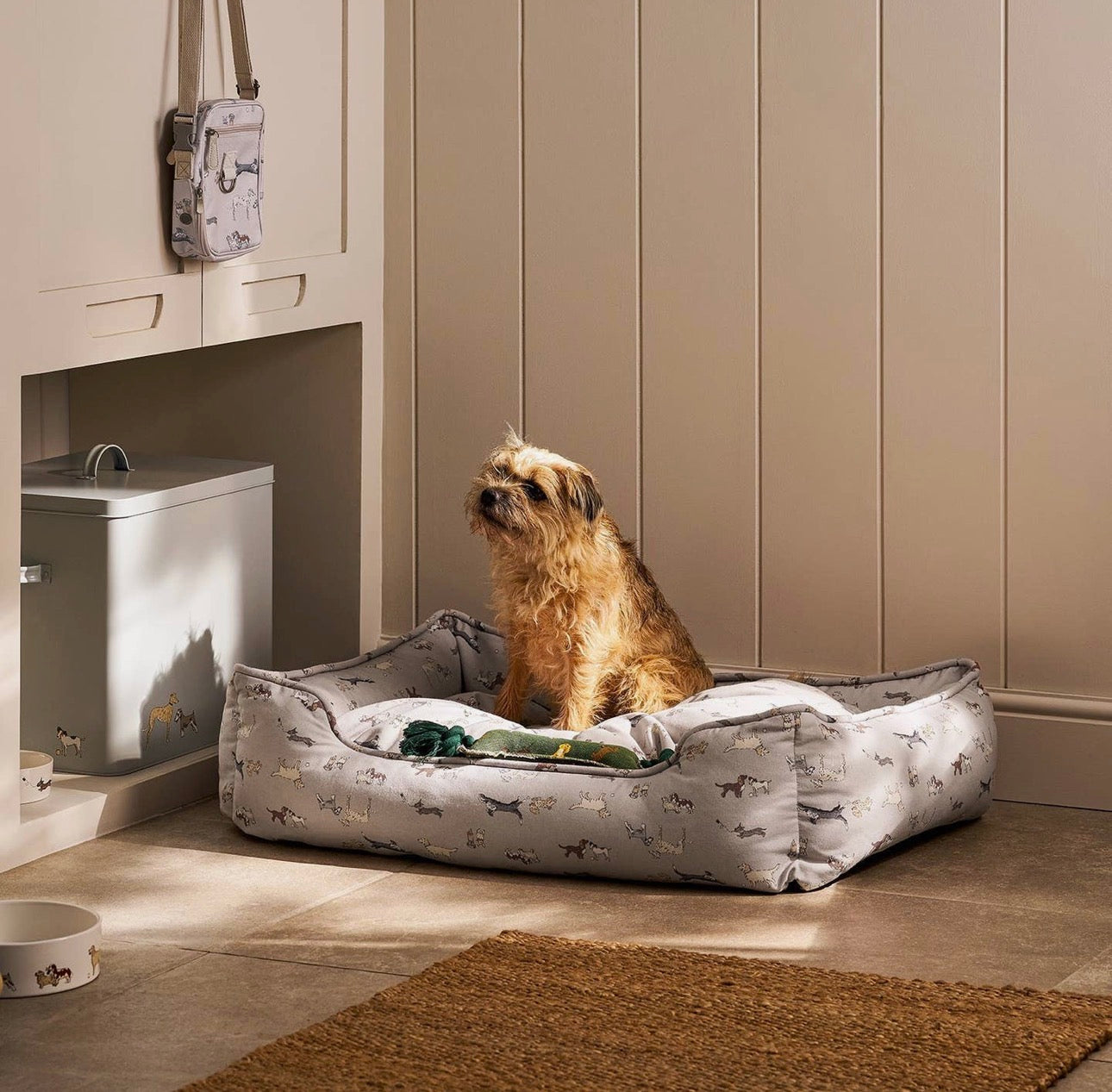 The Sandringham Heritage Hound Bed