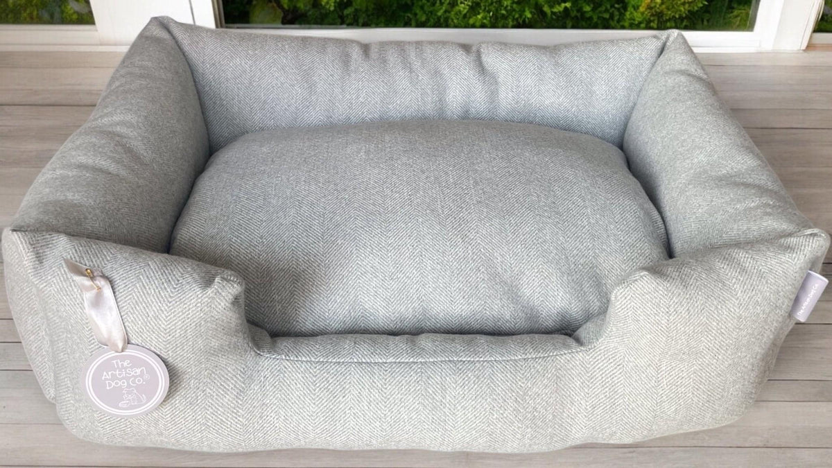 Crummock Herringbone Nest Dog Bed - Pawlunova
