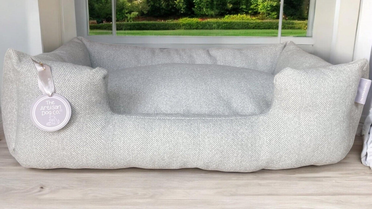 Crummock Herringbone Nest Dog Bed - Pawlunova