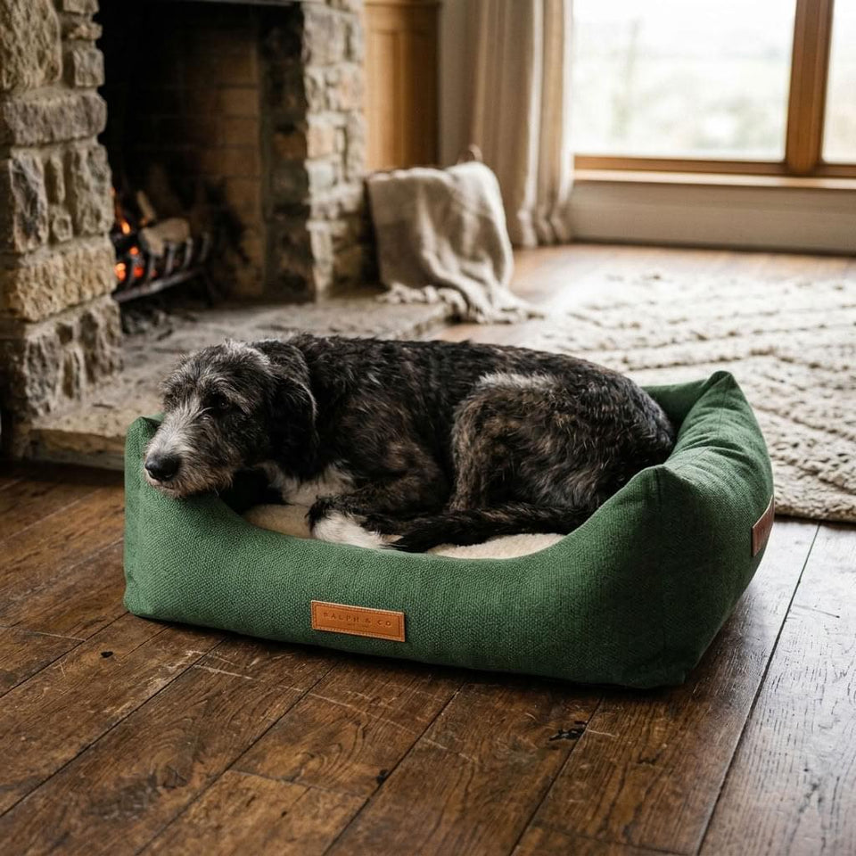 Loweswater Stonewashed Bolster Dog Bed - Pawlunova